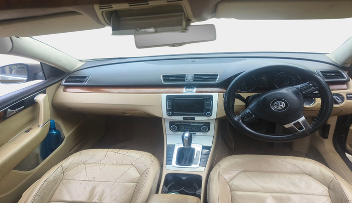 2011 Volkswagen Passat COMFORTLINE DSG, Diesel, Automatic, 1,52,601 km, interior