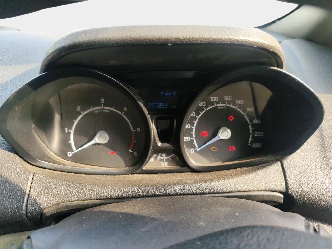 2013 Ford Ecosport TREND 1.5L DIESEL, Diesel, Manual, 97,892 km, interior