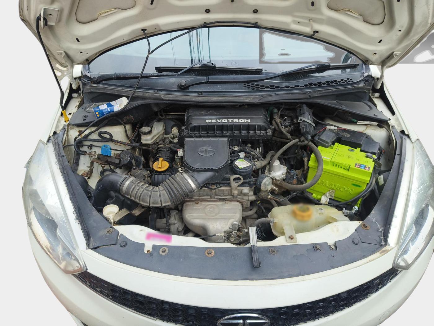 2017 Tata Tiago XE PETROL, Petrol, Manual, 84,880 km, exterior