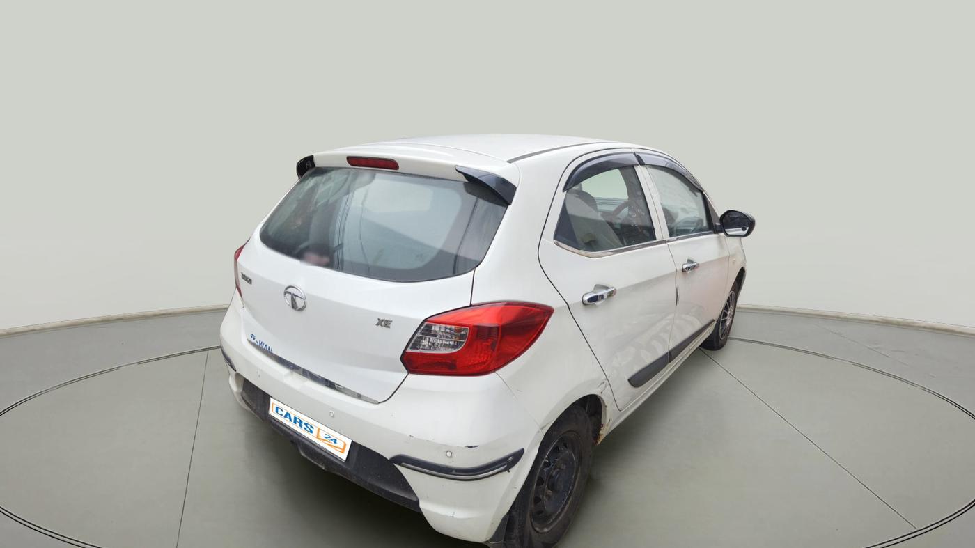 2017 Tata Tiago XE PETROL, Petrol, Manual, 84,880 km, exterior