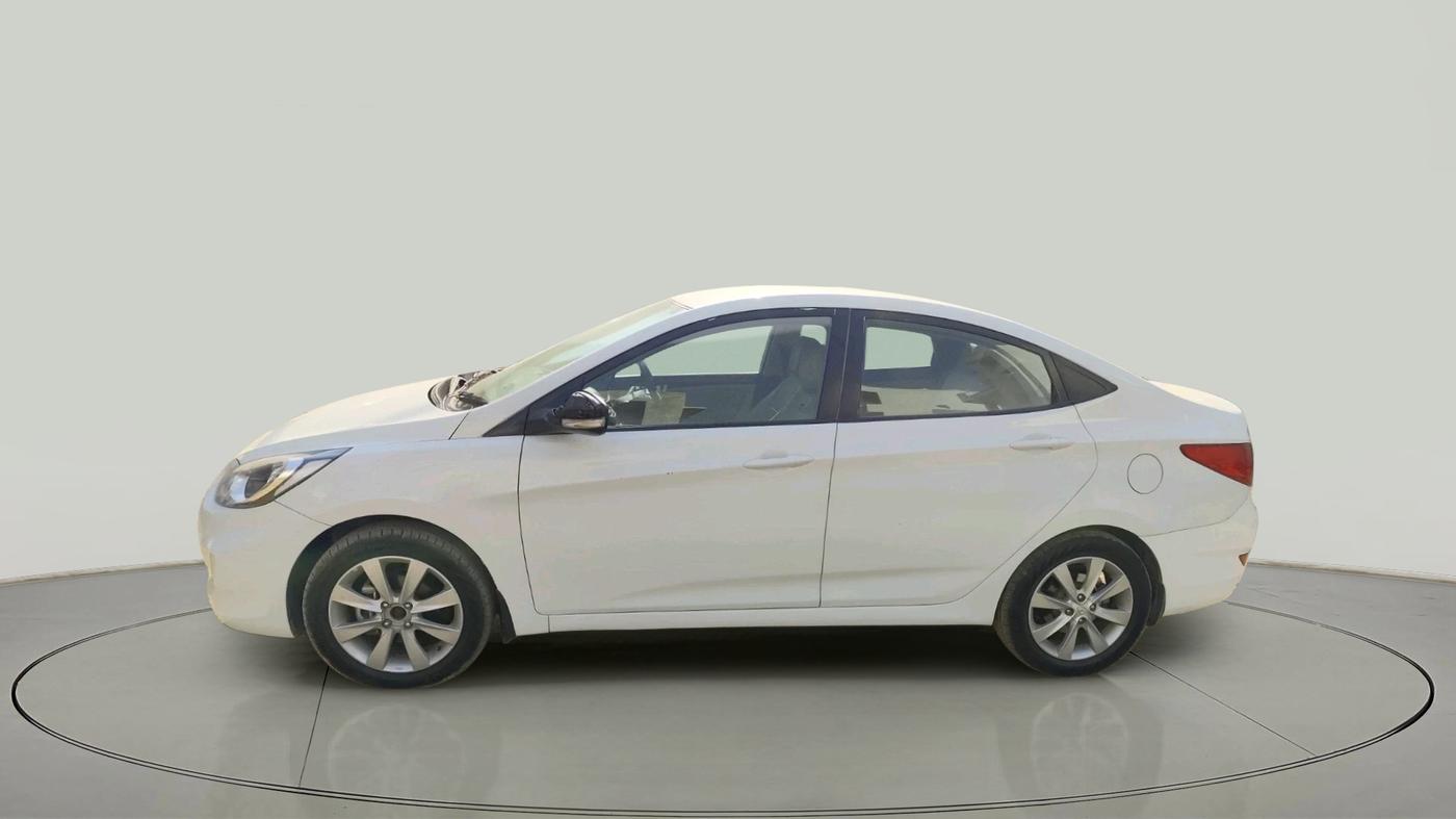 2013 Hyundai Verna FLUIDIC 1.6 VTVT SX, Petrol, Manual, 79,761 km, exterior