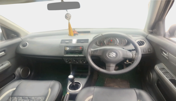 2010 Maruti Swift VXI, Petrol, Manual, 1,00,000 km, interior