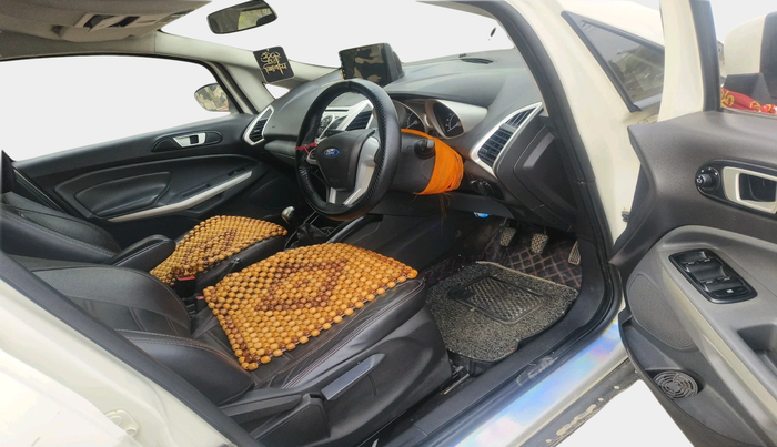 2014 Ford Ecosport TITANIUM 1.0L ECOBOOST (OPT), Petrol, Manual, 84,045 km, interior