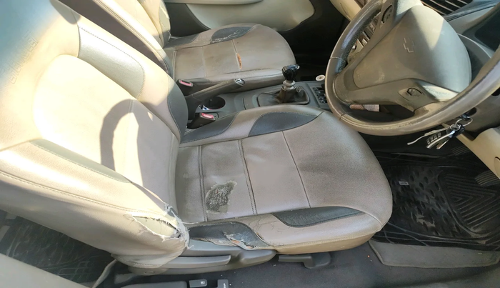 2013 Chevrolet Sail UVA 1.3 LS, Diesel, Manual, 79,527 km, interior