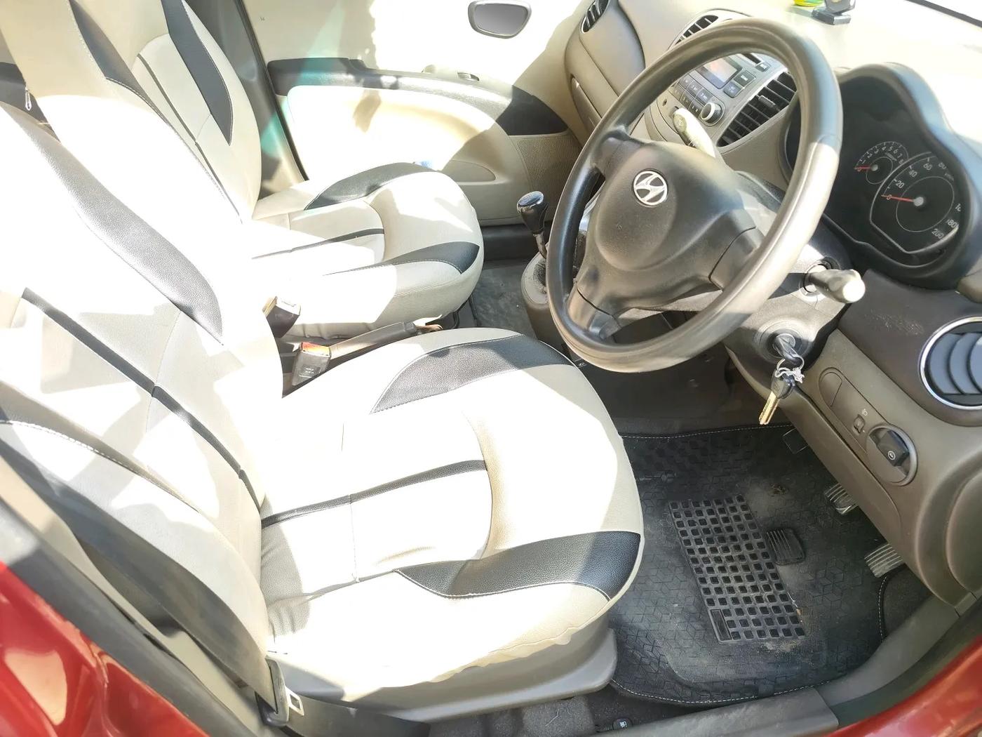2012 Hyundai i10 MAGNA 1.2, CNG, Manual, 85,500 km, interior
