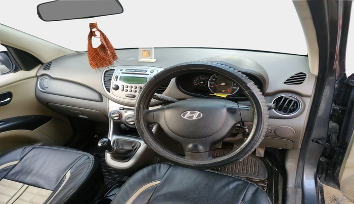 2011 Hyundai i10 SPORTZ 1.2, Petrol, Manual, 76,552 km, interior