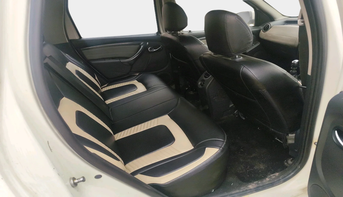 2015 Renault Duster 110 PS RXZ DIESEL, Diesel, Manual, 1,19,636 km, interior