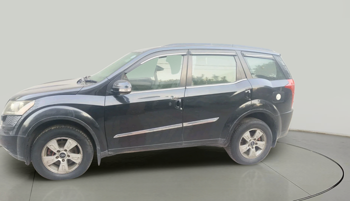 2012 Mahindra XUV500 W8 AWD, Diesel, Manual, 1,27,246 km, exterior