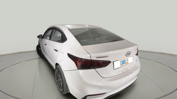 2018 Hyundai Verna 1.6 SX (O) CRDI MT, Diesel, Manual, 62,759 km, exterior