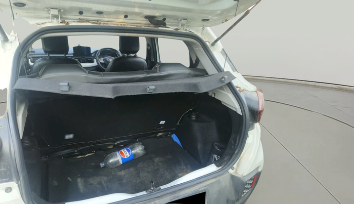 2023 Tata PUNCH PURE MT, Petrol, Manual, 15,566 km, exterior