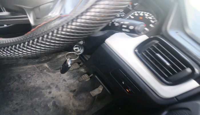 2023 Tata PUNCH PURE MT, Petrol, Manual, 15,566 km, interior