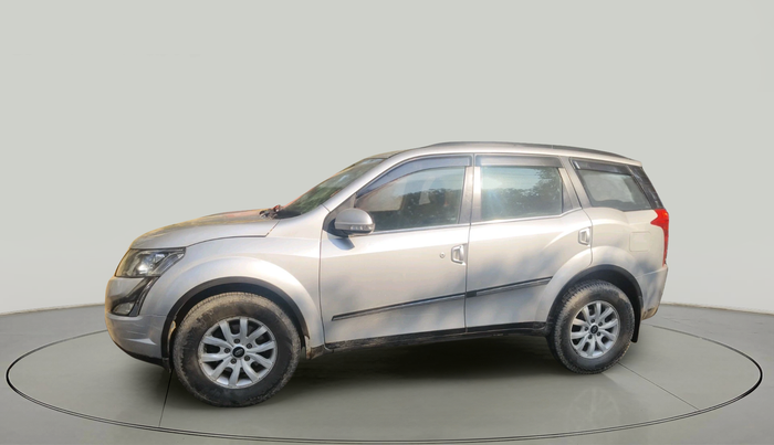 2016 Mahindra XUV500 W10 1.99, Diesel, Manual, 78,325 km, exterior