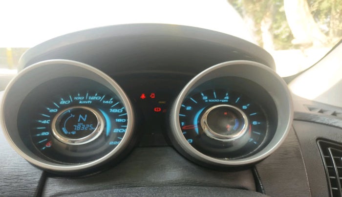 2016 Mahindra XUV500 W10 1.99, Diesel, Manual, 78,325 km, interior