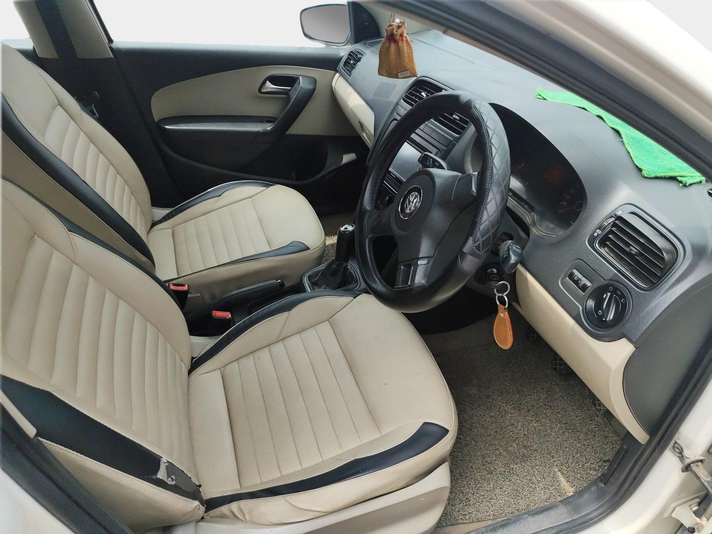 2011 Volkswagen Polo TRENDLINE 1.2L PETROL, Petrol, Manual, 81,304 km, interior