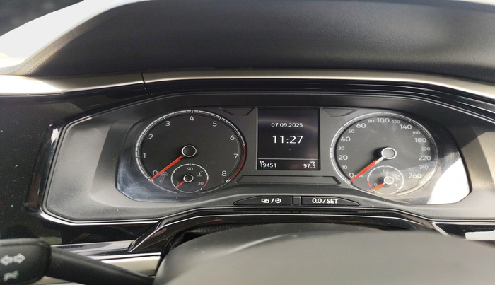 2023 Volkswagen VIRTUS HIGHLINE TSI 1.0 MT, Petrol, Manual, 19,451 km, interior