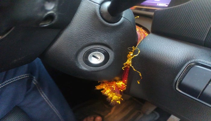 2021 KIA SONET HTK 1.5, Diesel, Manual, 1,13,907 km, interior