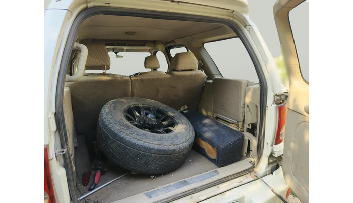 2010 Tata Safari 4X2 EX DICOR, Diesel, Manual, 1,04,654 km, exterior