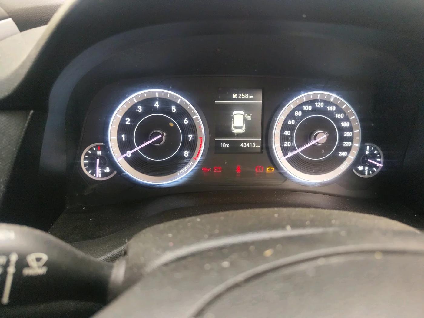 2022 Hyundai Creta S PLUS KNIGHT 1.5 PETROL, Petrol, Manual, 45,000 km, interior