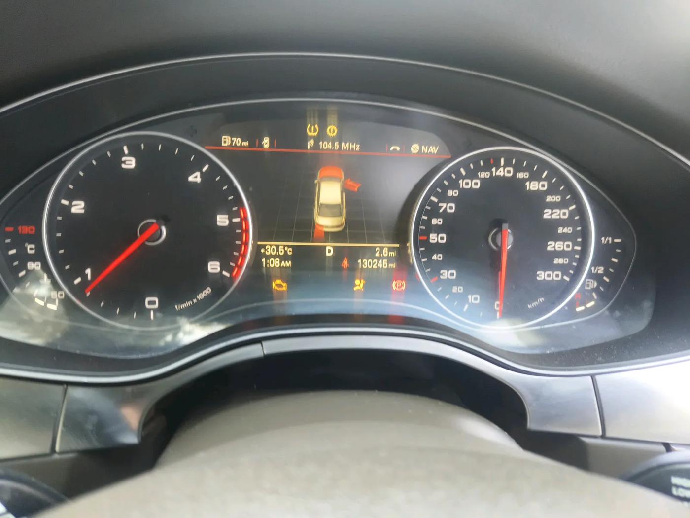 2012 Audi A6 2.0 TDI PREMIUM PLUS, Diesel, Automatic, 1,30,245 km, interior