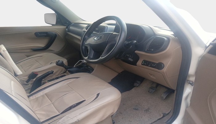 2019 Mahindra TUV300 T4 PLUS, Diesel, Manual, 1,05,459 km, interior