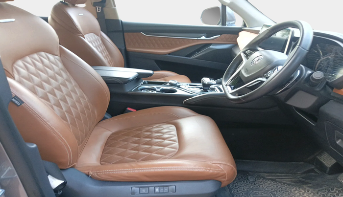 2021 MG GLOSTER SAVVY 6 STR 2.0 TWIN TURBO 4WD, Diesel, Automatic, 71,217 km, interior