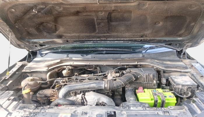 2019 Mahindra XUV300 W8 (O) 1.5 DIESEL, Diesel, Manual, 78,162 km, exterior