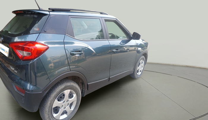 2020 Mahindra XUV300 W6 1.2 PETROL, Petrol, Manual, 8,053 km, exterior