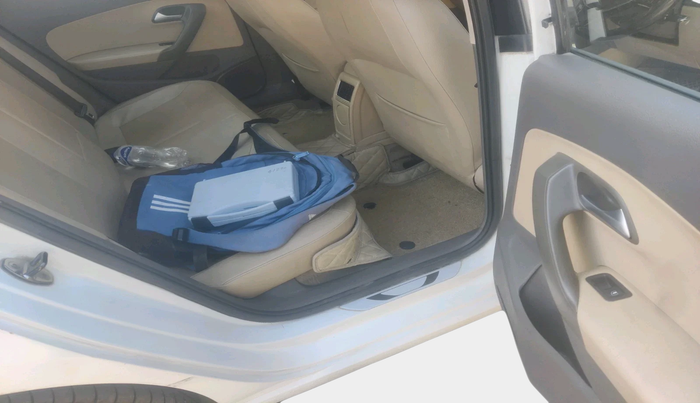 2016 Volkswagen Vento HIGHLINE 1.5 AT, Diesel, Automatic, 1,47,888 km, interior