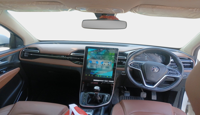 2024 MG HECTOR PLUS SHARP PRO 2.0 TURBO DIESEL 6 STR, Diesel, Manual, 55,000 km, interior