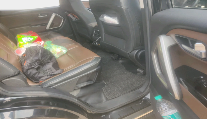 2024 Mahindra SCORPIO-N Z8 DIESEL AT 2WD 7 STR, Diesel, Automatic, 71,149 km, interior