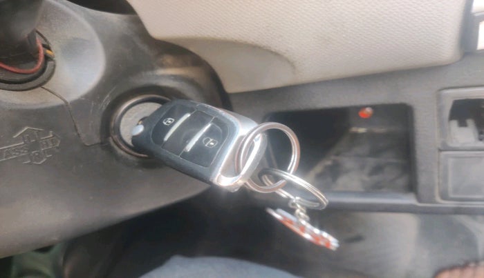 2015 Maruti Wagon R 1.0 VXI, Petrol, Manual, 1,49,033 km, interior