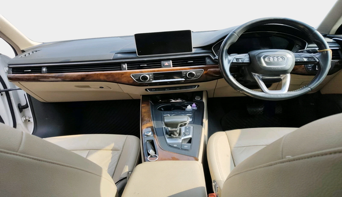 2017 Audi A4 35 TDI Technology, Diesel, Automatic, 1,25,062 km, interior