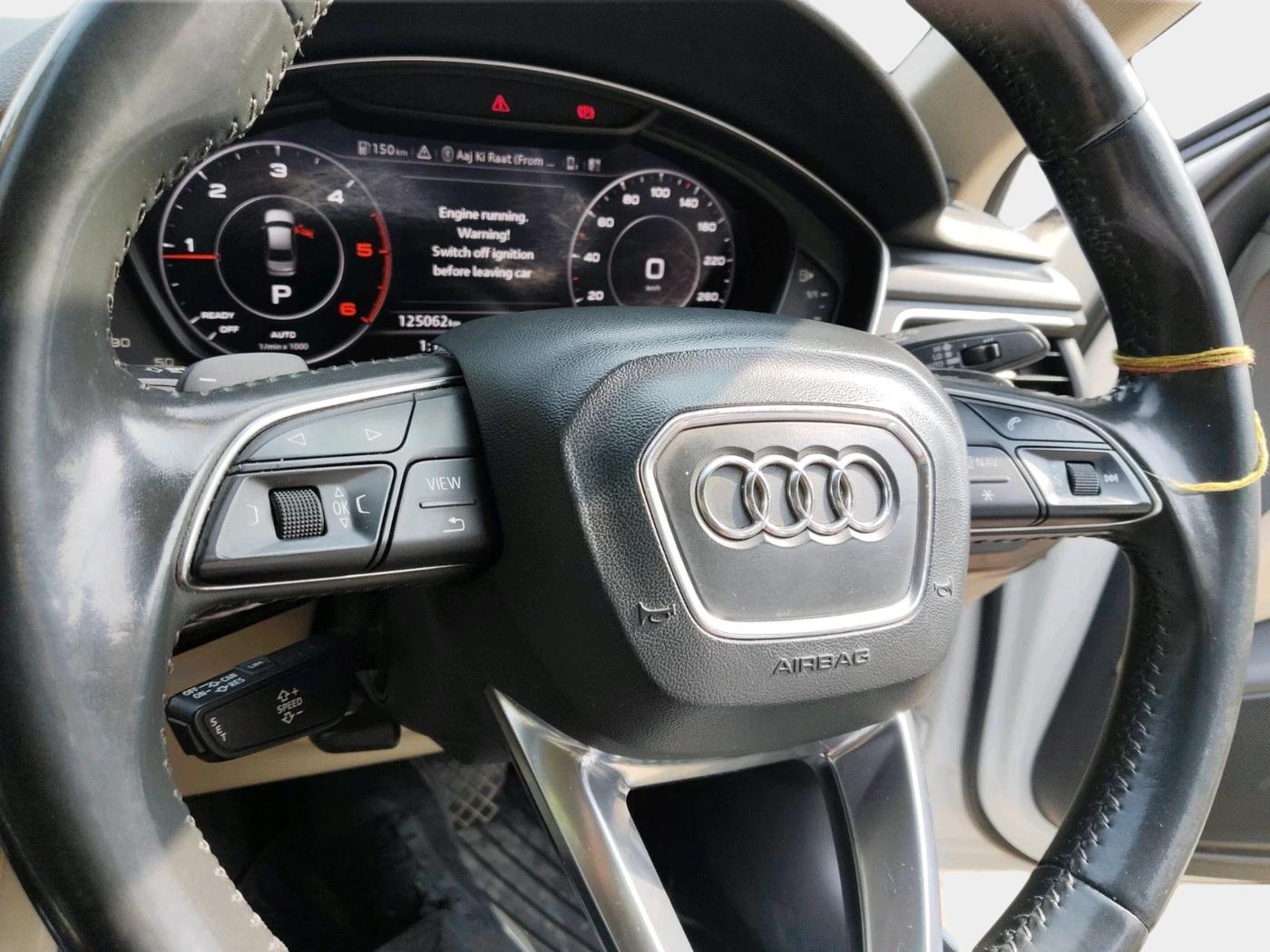 2017 Audi A4 35 TDI Technology, Diesel, Automatic, 1,25,062 km, interior
