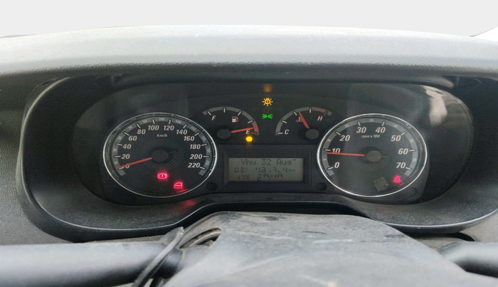 2010 Fiat Grand Punto EMOTION 1.3, Diesel, Manual, 1,26,006 km, interior