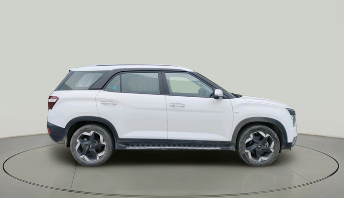 2024 Hyundai ALCAZAR  SIGNATURE (O) DCT 1.5 PETROL 6STR, Petrol, Automatic, 29,414 km, exterior