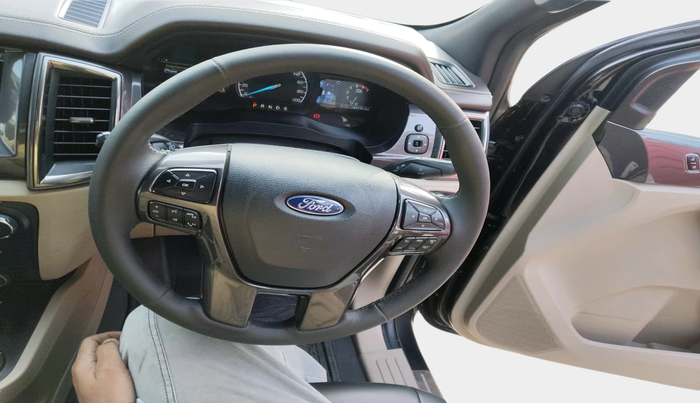 2016 Ford Endeavour TITANIUM 3.2 4X4 AT, Diesel, Automatic, 94,110 km, interior