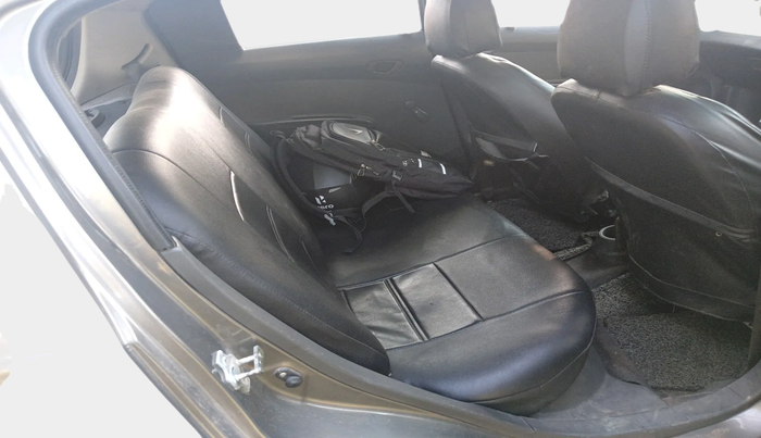 2013 Chevrolet Beat PS DIESEL, Diesel, Manual, 1,42,181 km, interior