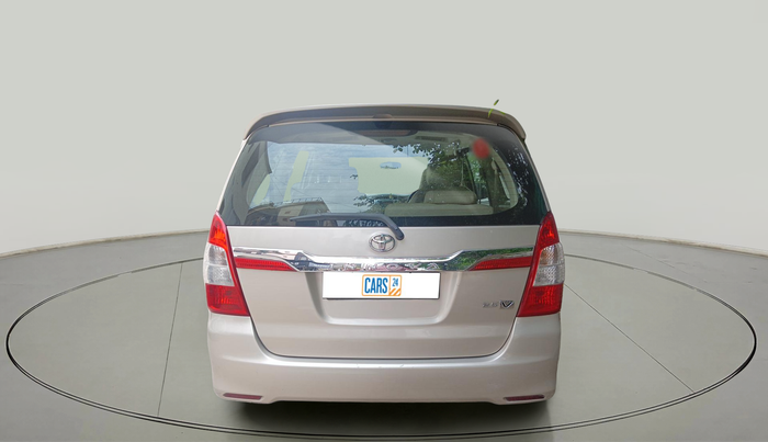 2014 Toyota Innova 2.5 VX 7 STR, Diesel, Manual, 1,50,397 km, exterior