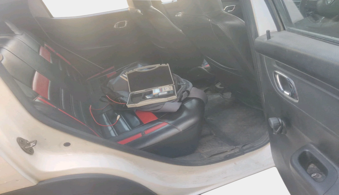 2019 Renault Kwid RXT 1.0 (O), Petrol, Manual, 35,523 km, interior