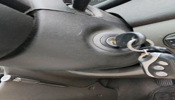 2011 Hyundai i10 MAGNA 1.2, Petrol, Manual, 1,01,908 km, interior