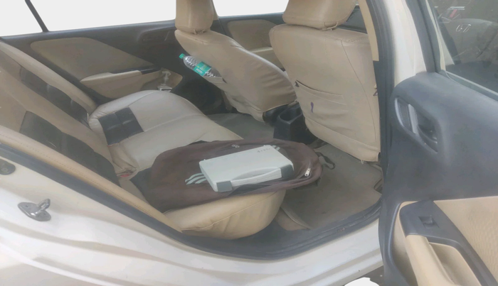 2014 Honda City 1.5L I-DTEC S, Diesel, Manual, 1,93,189 km, interior