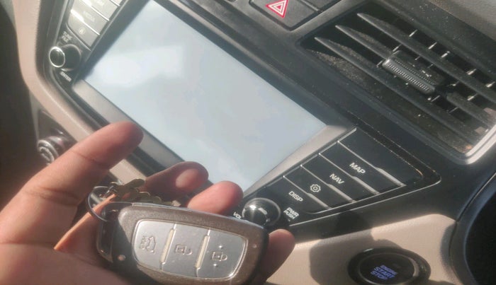 2017 Hyundai Elite i20 ASTA 1.2 (O), Petrol, Manual, 72,521 km, interior