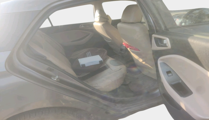 2017 Hyundai Elite i20 ASTA 1.2 (O), Petrol, Manual, 72,521 km, interior