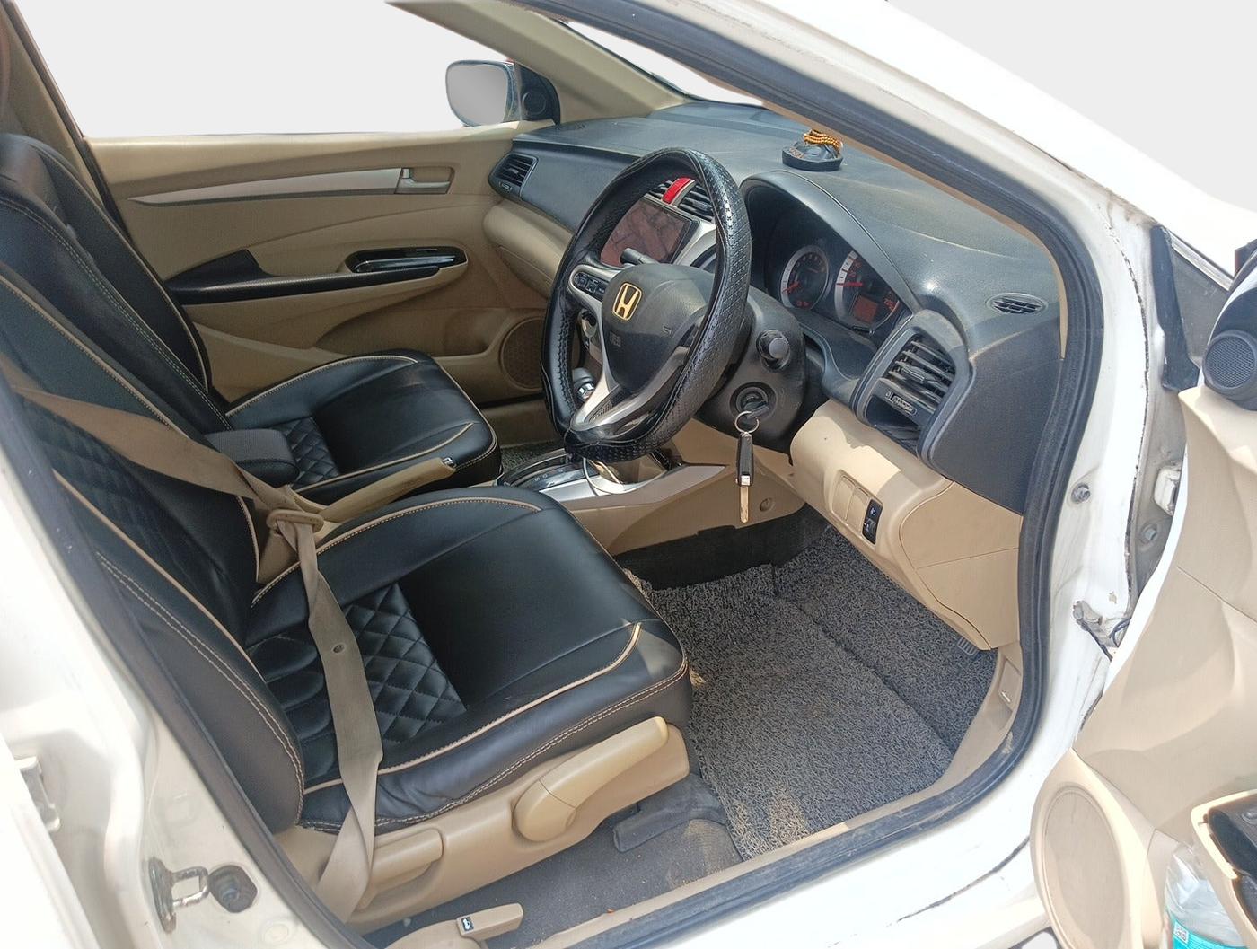 2010 Honda City 1.5L I-VTEC V AT, Petrol, Automatic, 1,22,070 km, interior