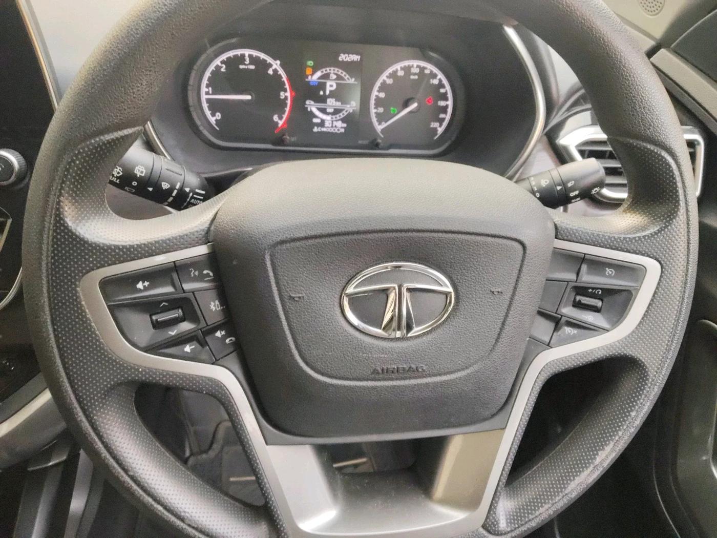 2022 Tata Harrier XTA 2.0L KRYOTEC PLUS, Diesel, Automatic, 30,148 km, interior