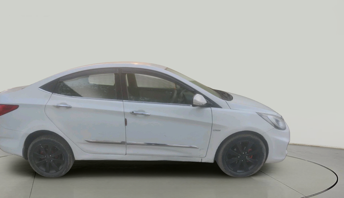 2012 Hyundai Verna FLUIDIC 1.6 CRDI SX, Diesel, Manual, 82,528 km, exterior