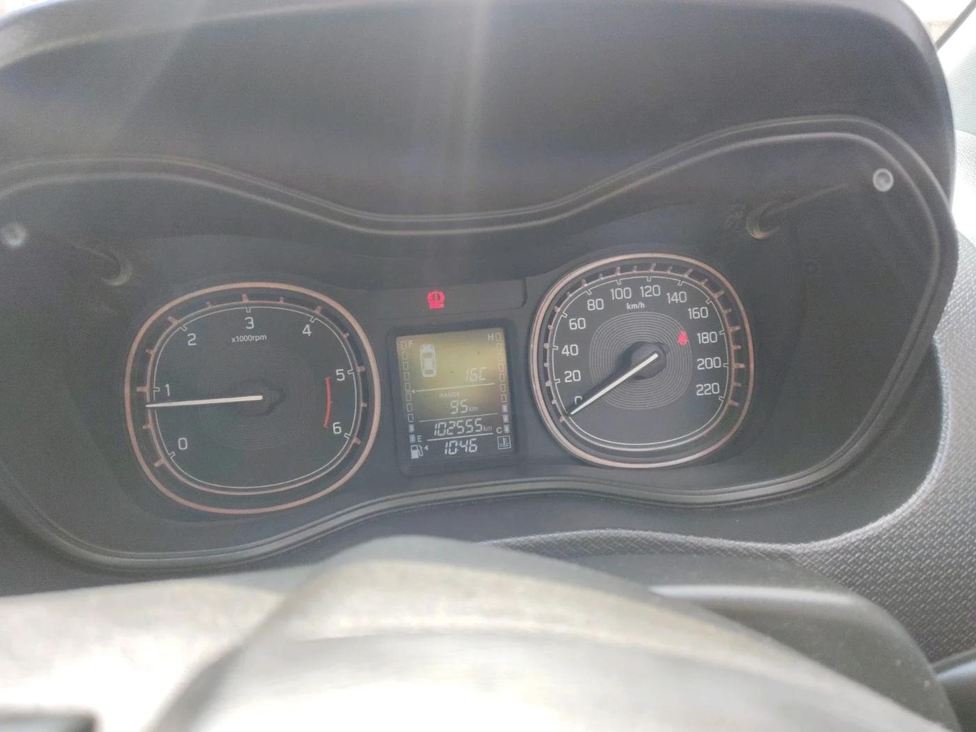 2016 Maruti Vitara Brezza ZDI PLUS DUAL TONE, Diesel, Manual, 1,02,555 km, interior