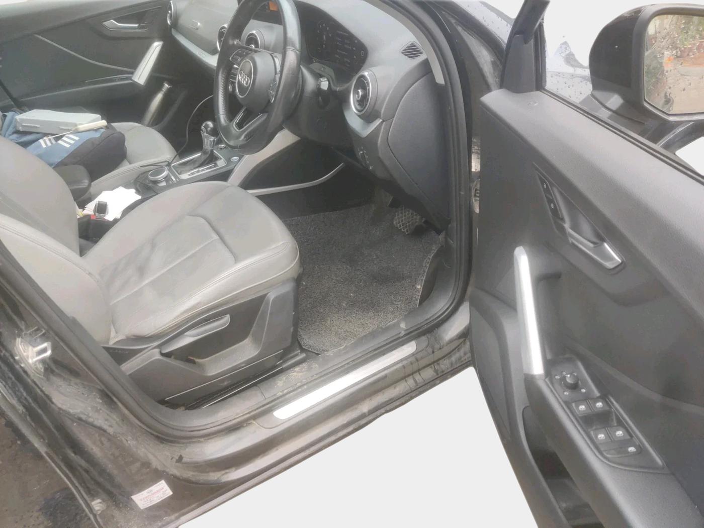 2020 Audi Q2 40 TFSI QUATRO STANDARD (SUNROOF), Petrol, Automatic, 90,987 km, interior