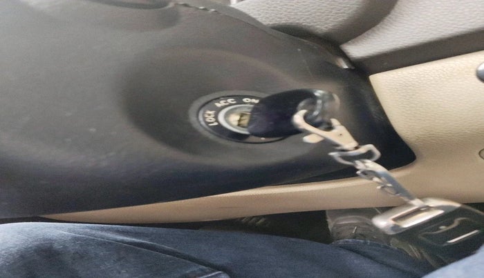 2014 Hyundai Eon ERA +, Petrol, Manual, 1,27,809 km, interior