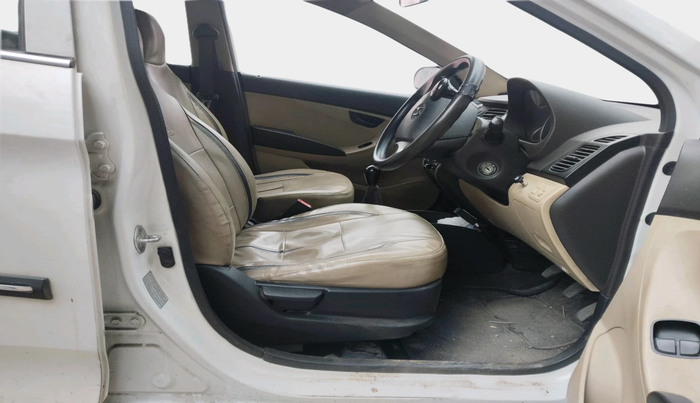 2014 Hyundai Eon ERA +, Petrol, Manual, 1,27,809 km, interior